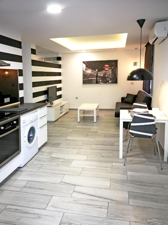 Conil Red-Black Apartment Conil De La Frontera Luaran gambar