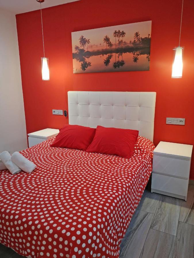Conil Red-Black Apartment Conil De La Frontera Luaran gambar